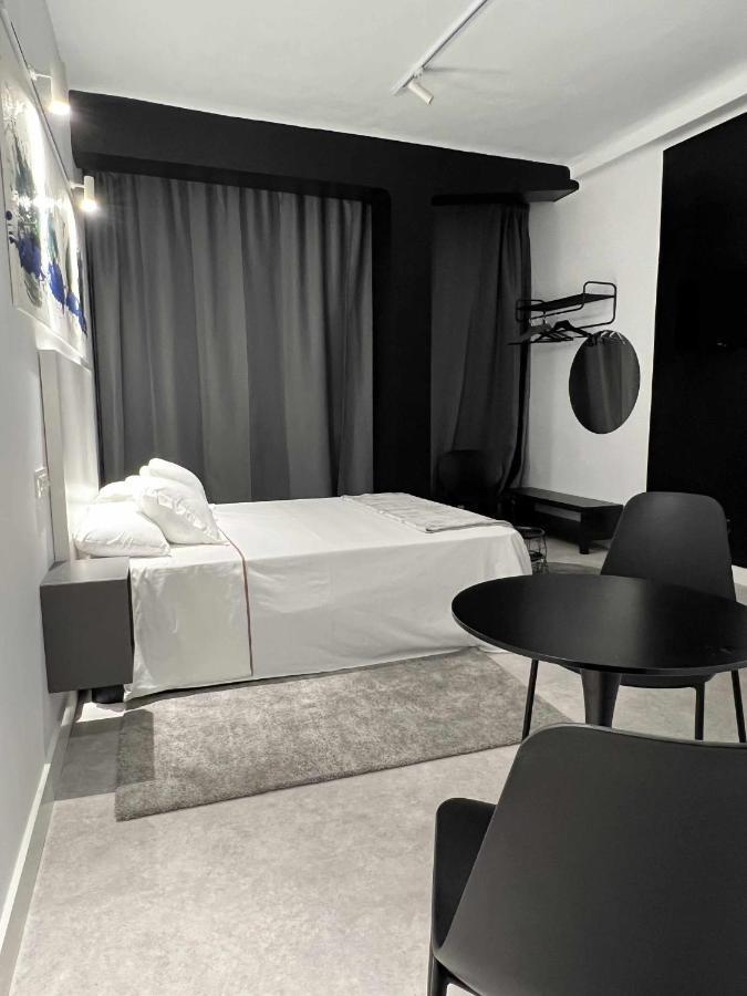 Appartamento Dama Modern & Luxury Málaga Esterno foto